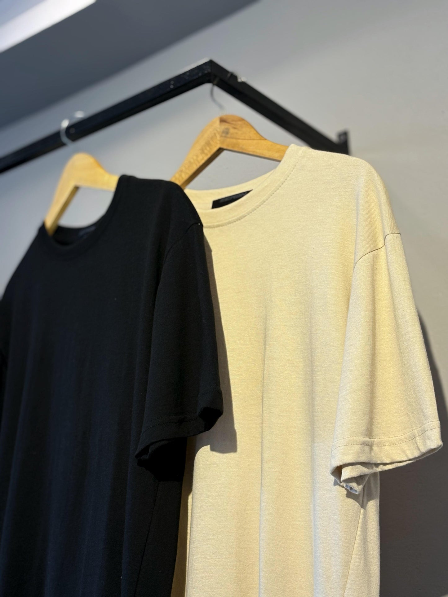Unisex Oversized T-Shirt – Premium Cotton Jersey 240 GSM